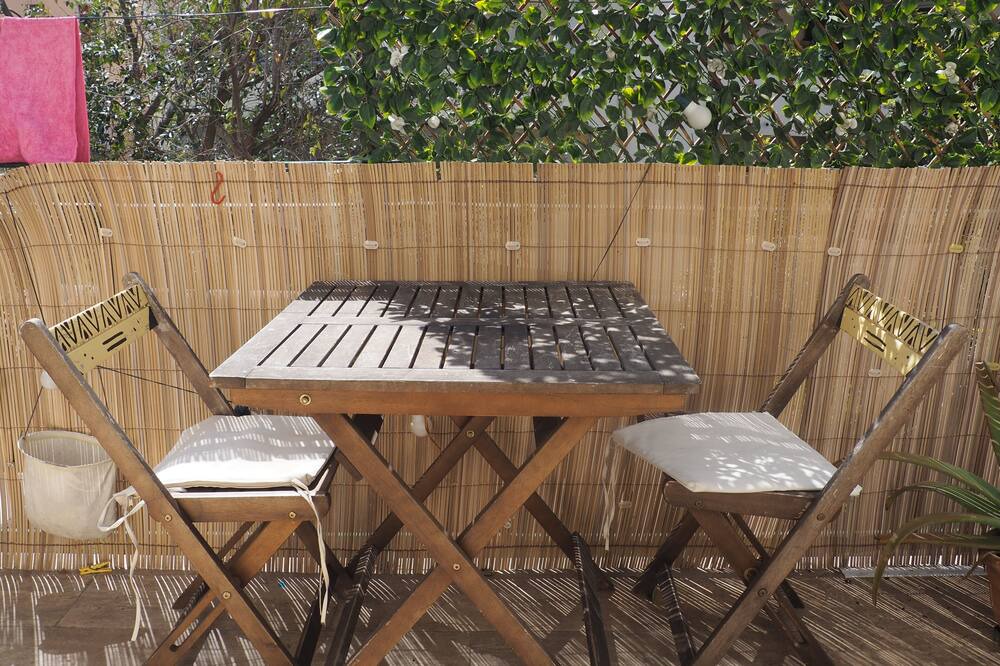 Photo of Patio Balcony in Les Chutes Lavie