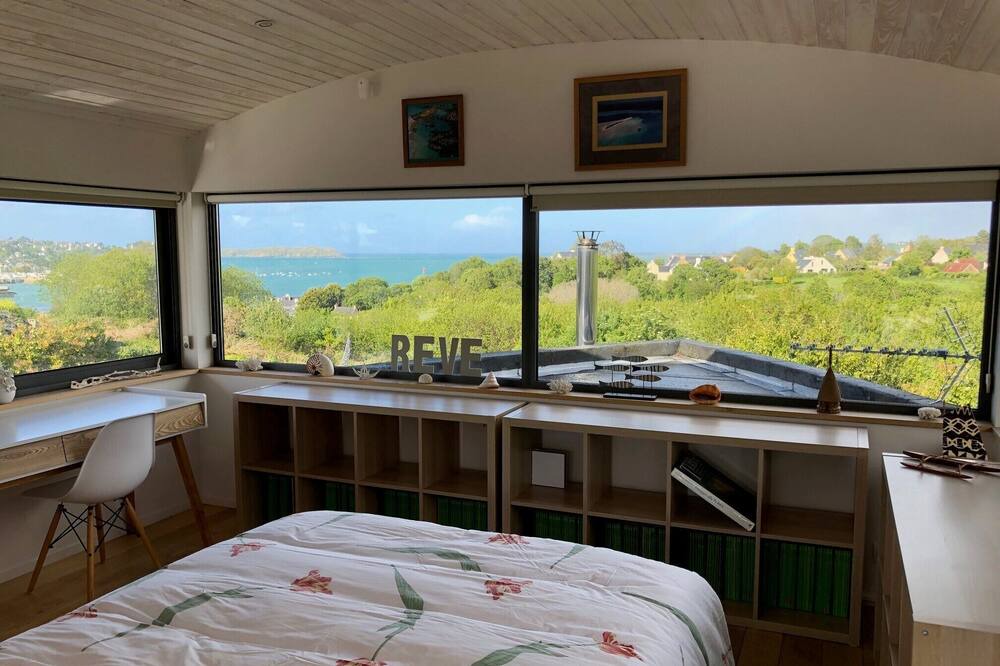 Photo of Bedroom in Cite