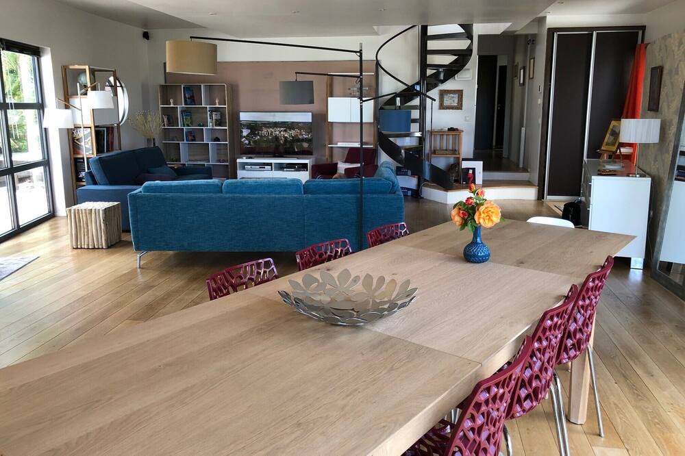 Photo of Livingroom in Cite