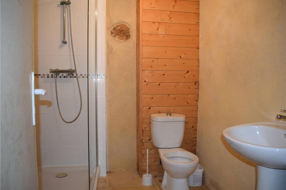 Photo of Bathroom in Gommenec'h