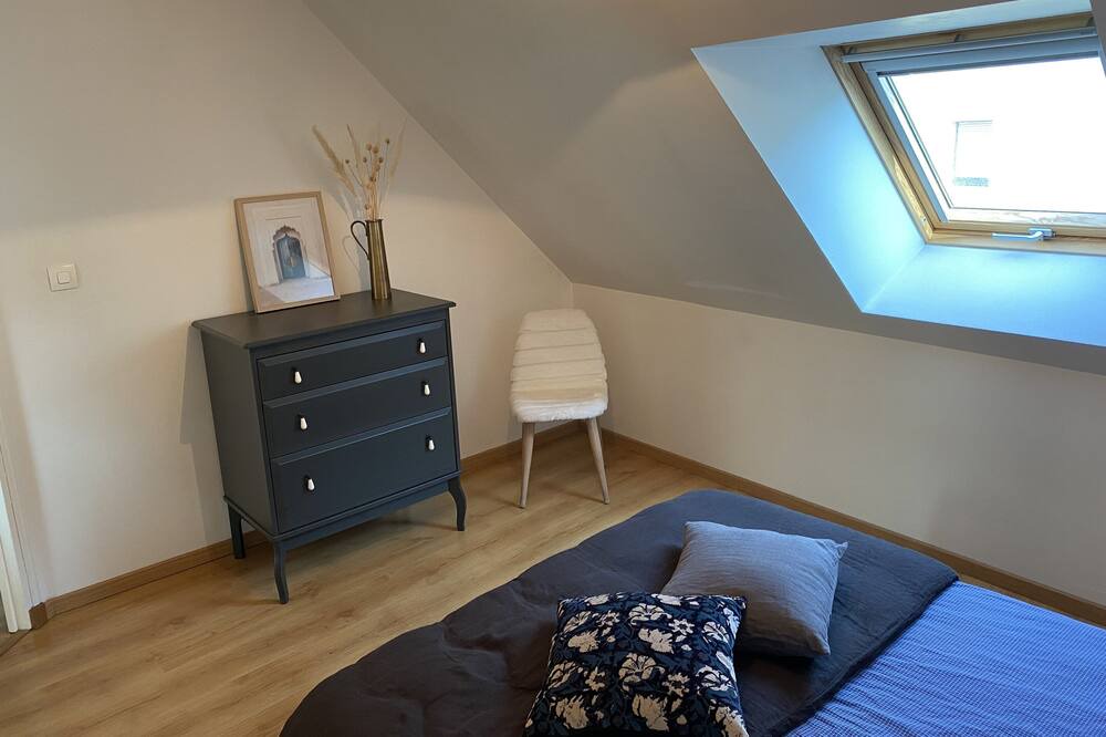Photo of Bedroom in Lamballe