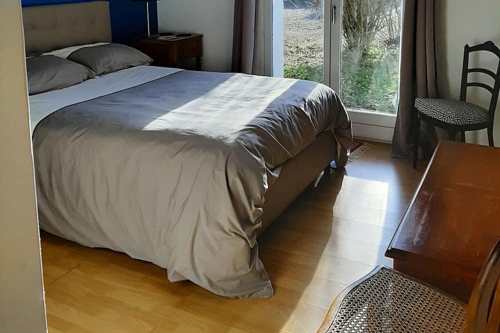 Photo of Bedroom in Maligny