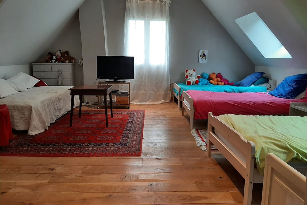 Photo of Bedroom in Maligny