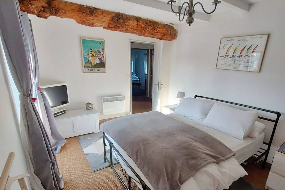 Photo of Bedroom in Rouillac