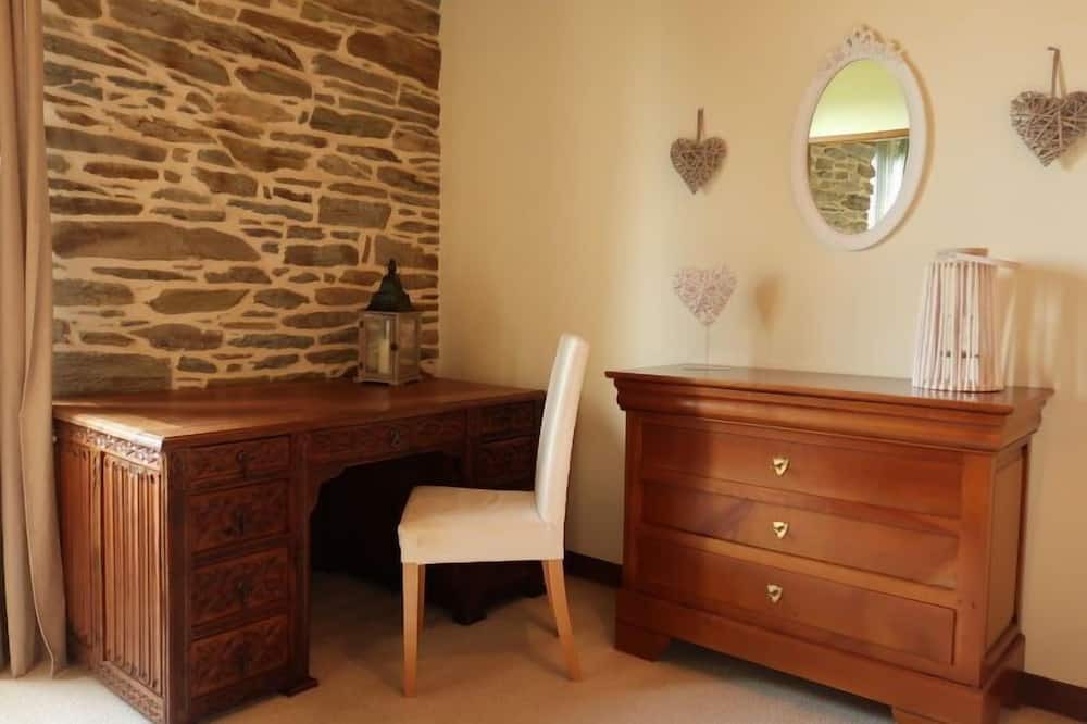 Photo of Bedroom in Lannion