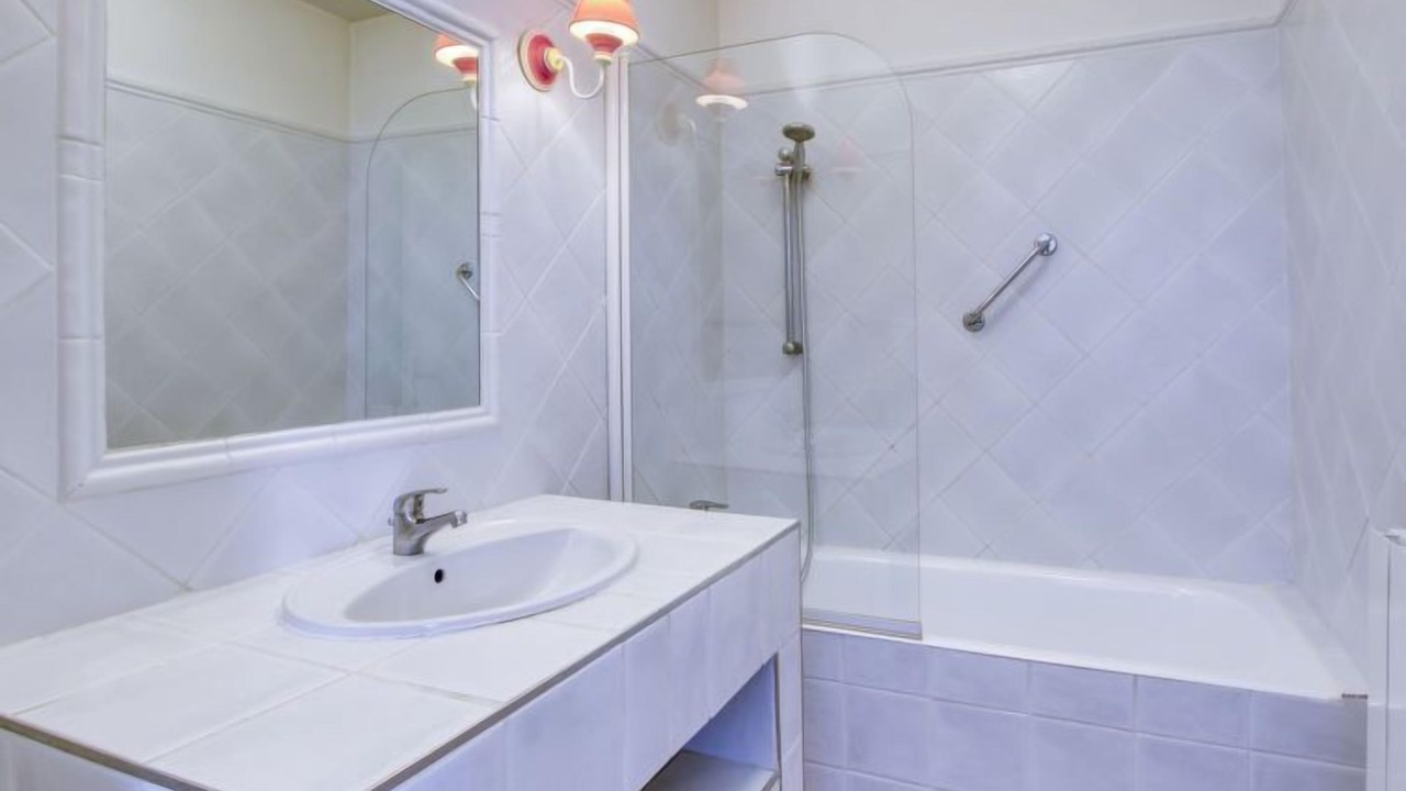 Photo of Bathroom in La Cadiere-d'Azur