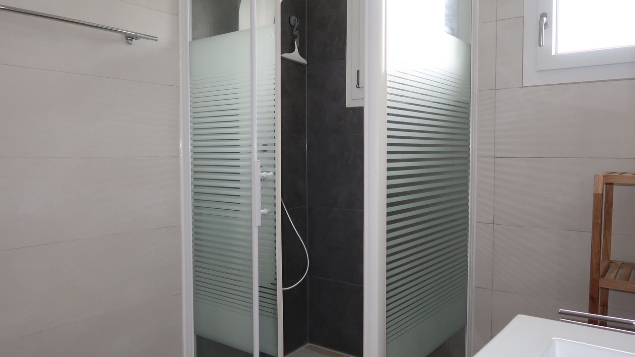 Photo of Bathroom in Locquirec