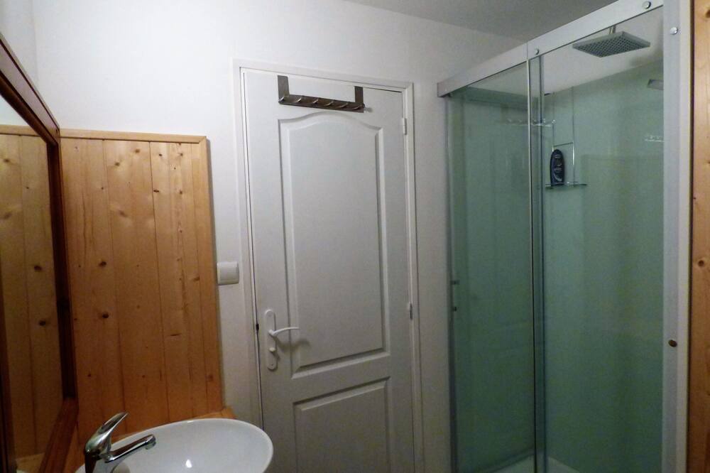 Photo of Bedroom in Estaing