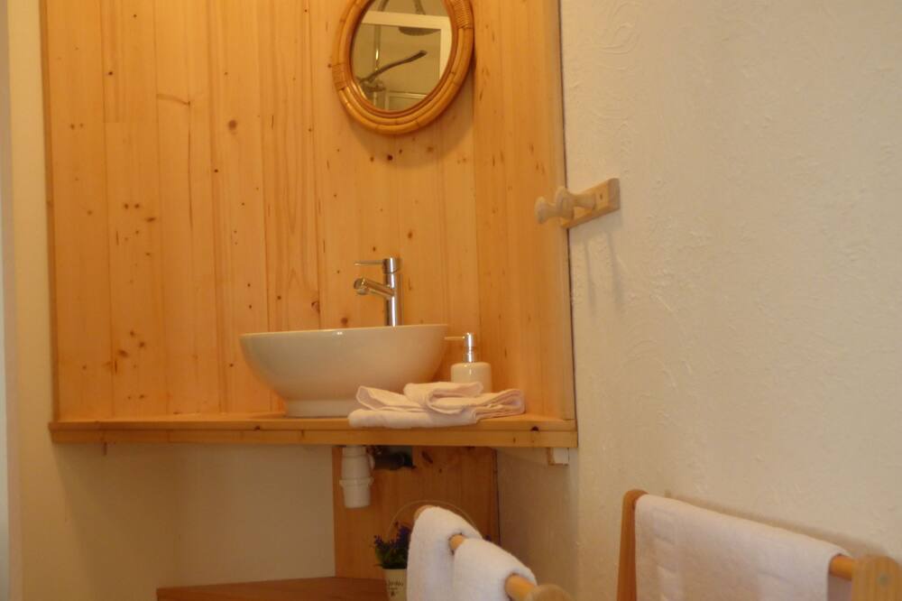 Photo of Bedroom in Estaing