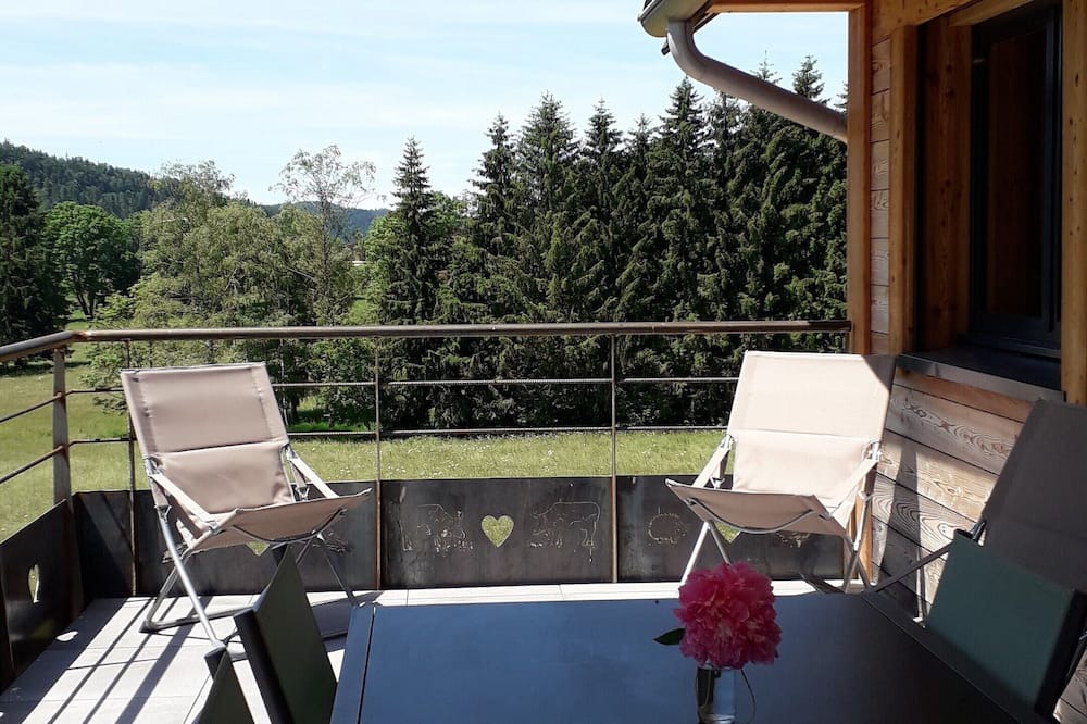 Photo of Patio Balcony in Entre-Deux-Monts