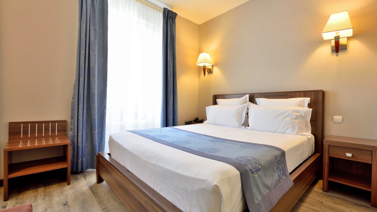 Photo of Bedroom in Beausoleil
