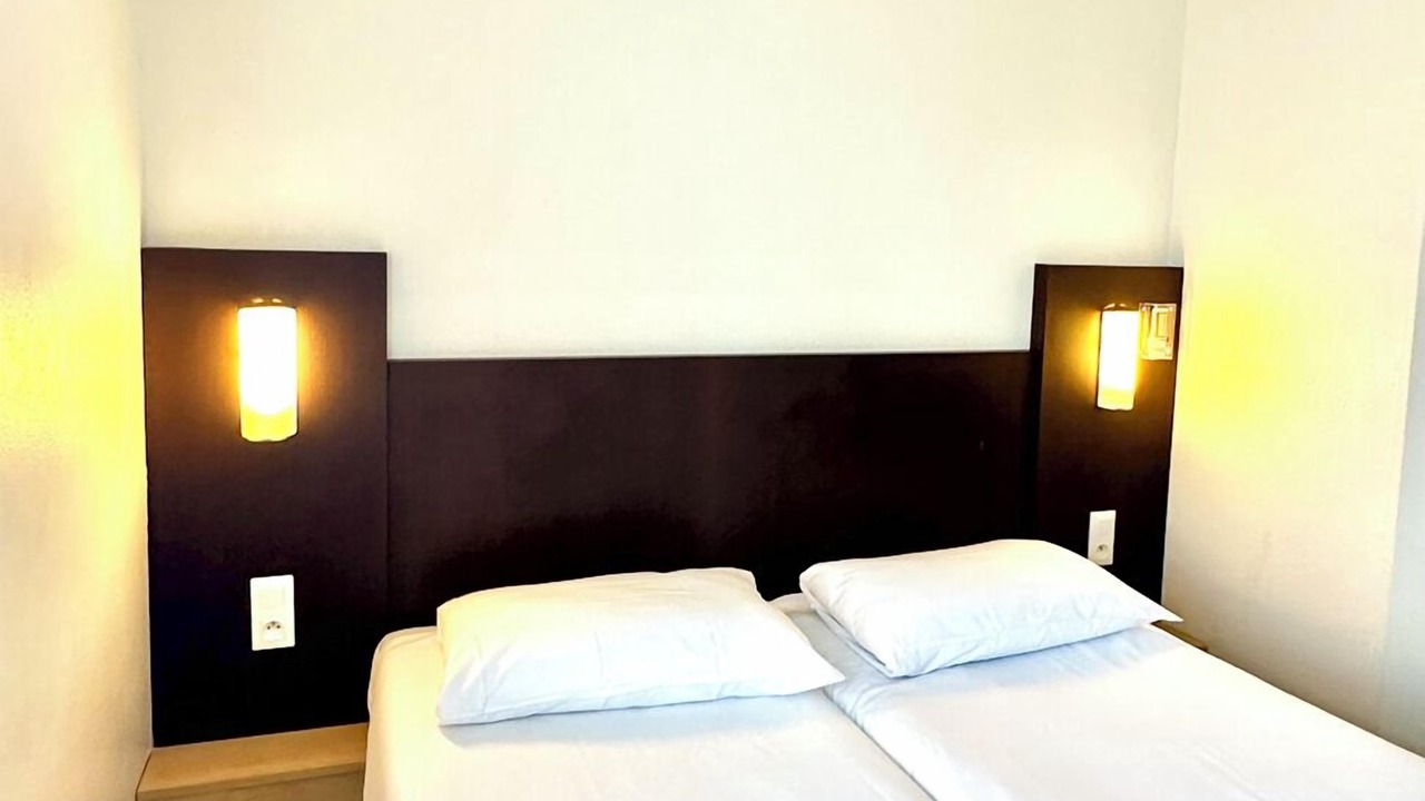 Photo of Bedroom in Taissy