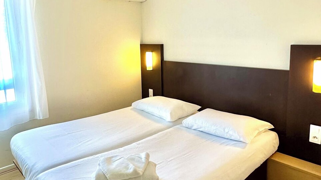 Photo of Bedroom in Taissy