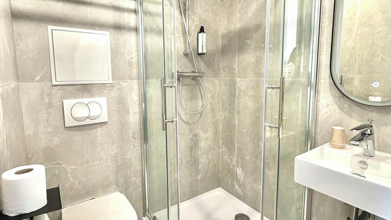 Photo of Bathroom in Taissy