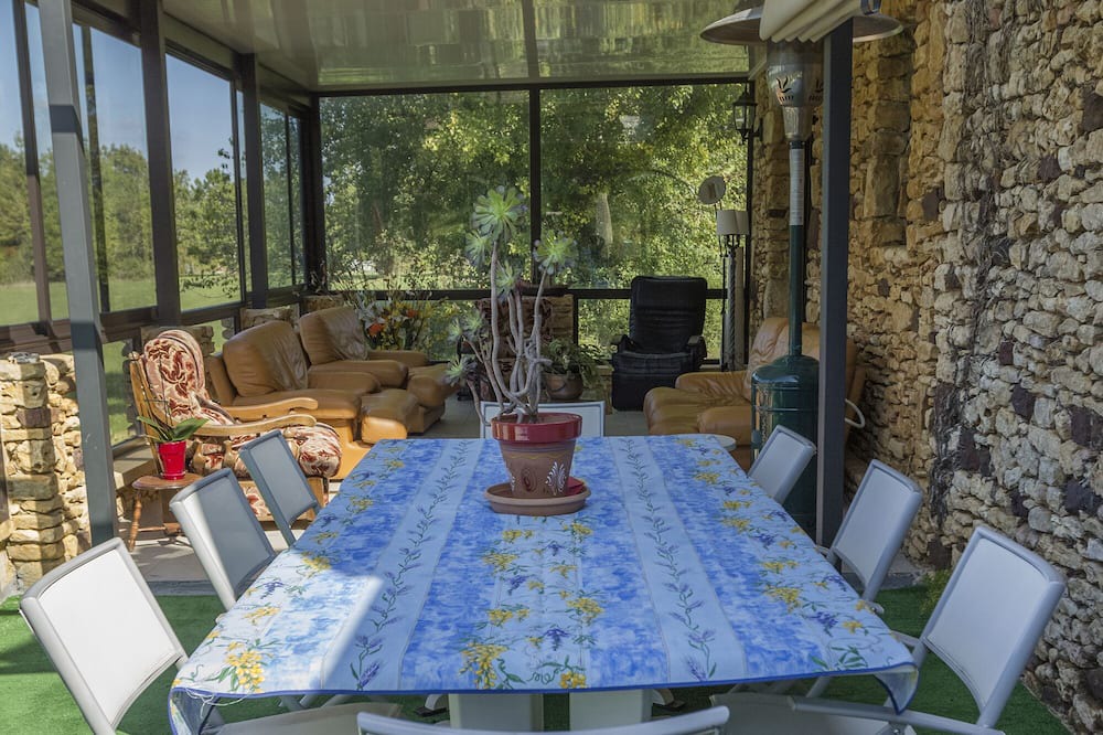 Photo of Patio Balcony in Journiac