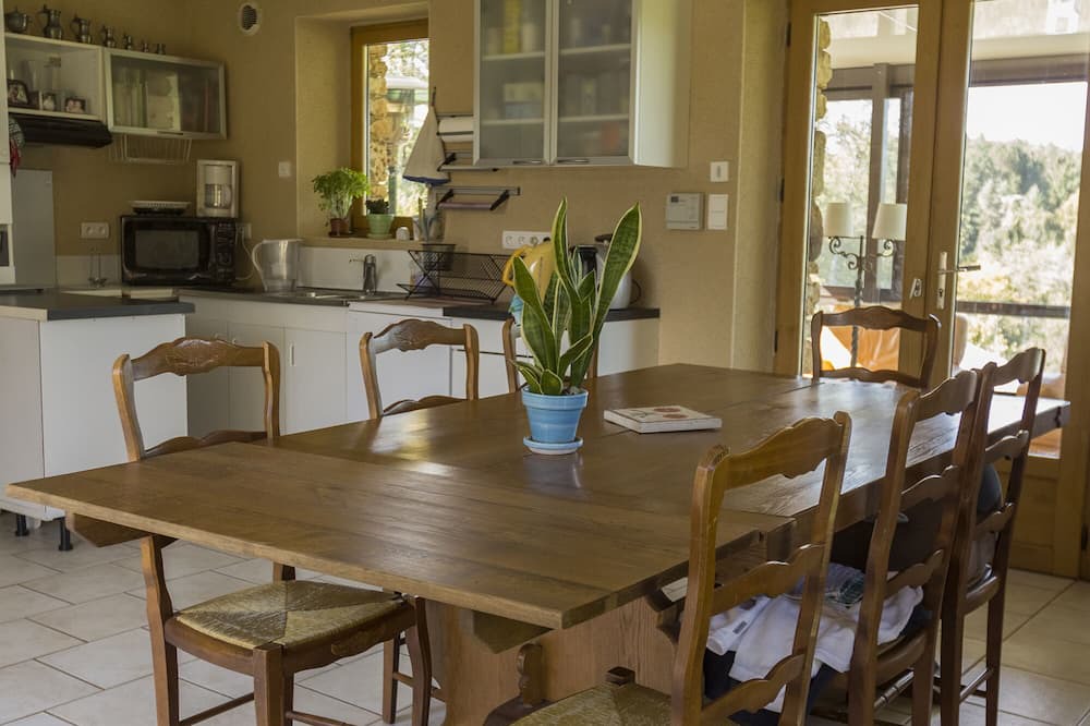 Photo of Kitchen in Journiac