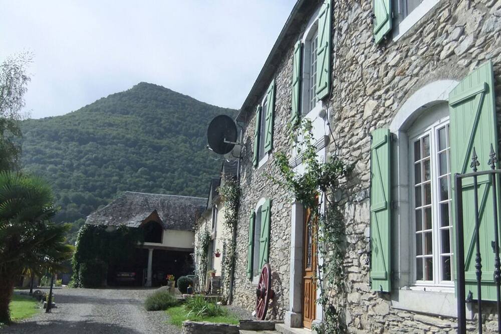 Photo of Outdoor in Mazouau