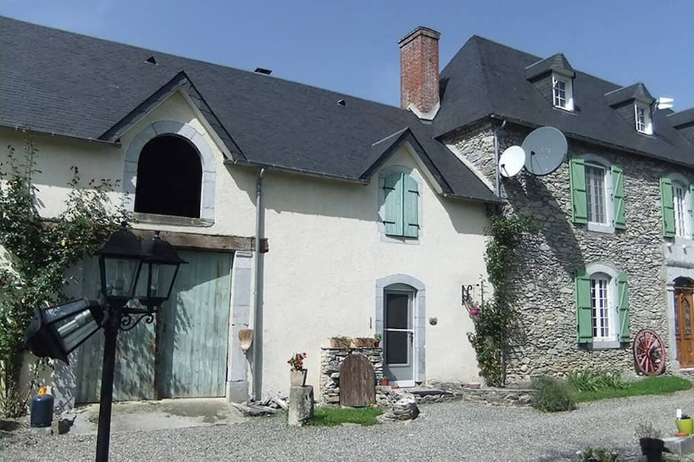 Photo of Outdoor in Mazouau