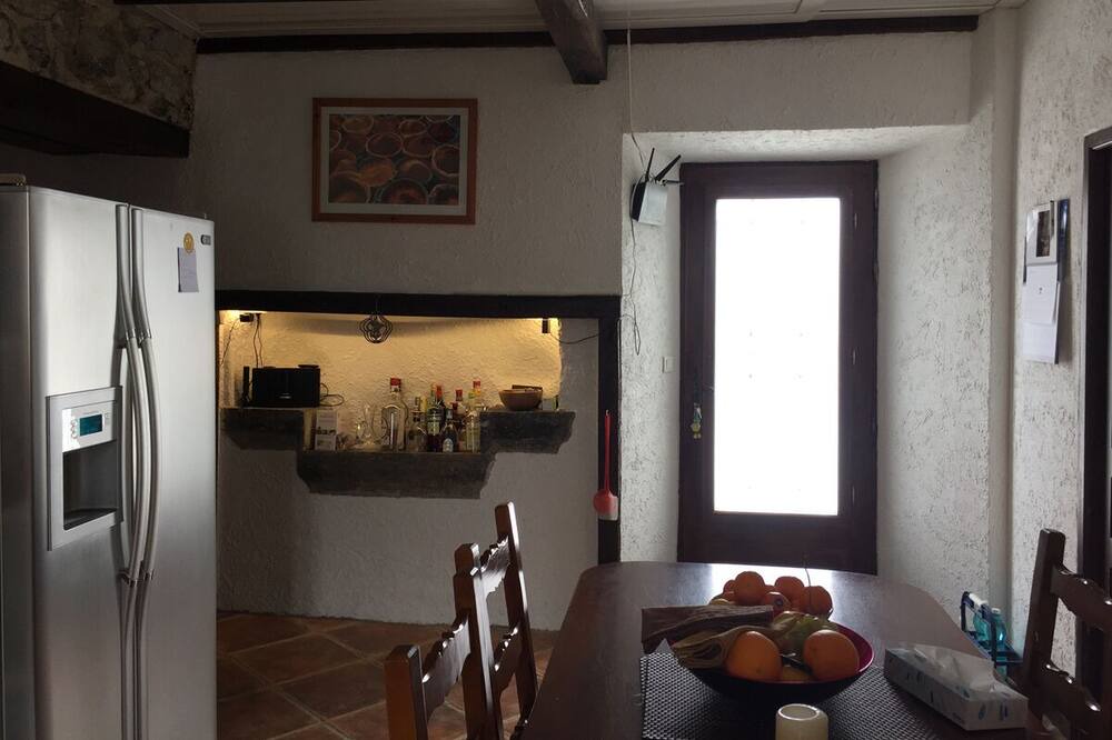 Photo of Kitchen in Mazouau