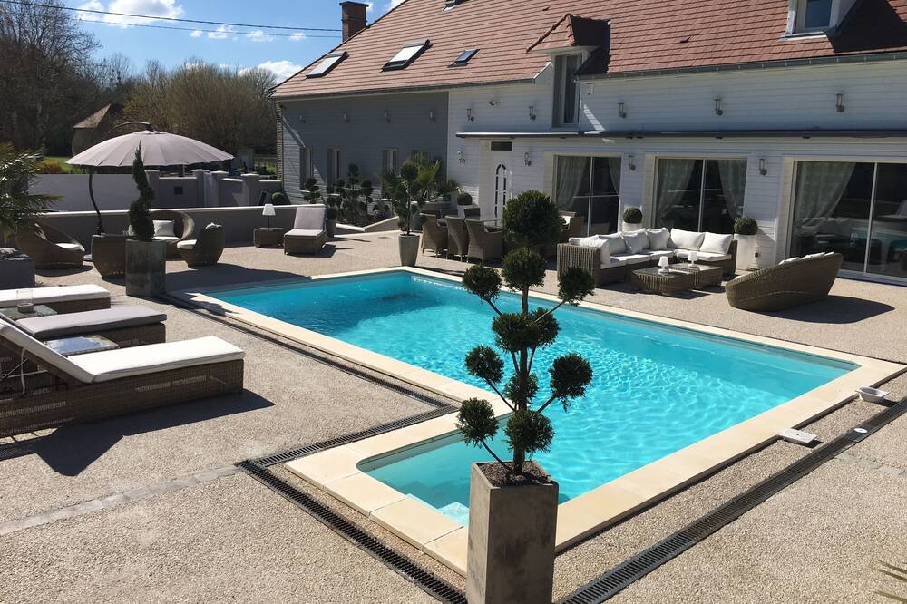 Photo of Outdoor in Villechetif