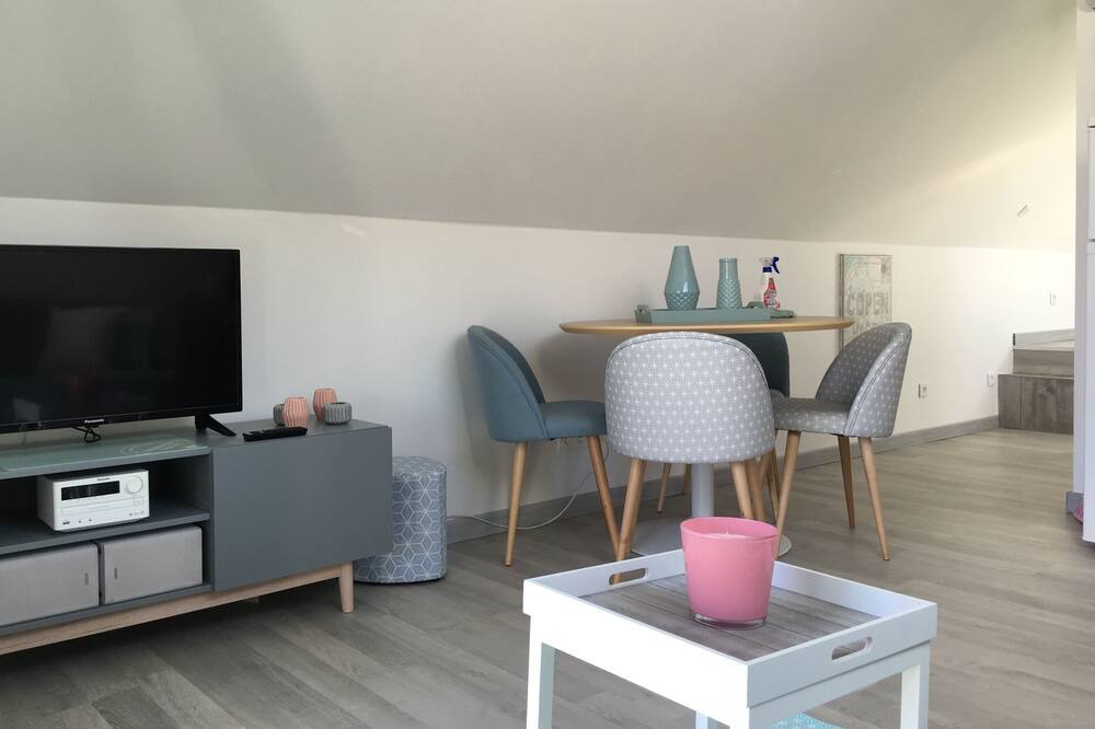 Photo of Livingroom in Villechetif