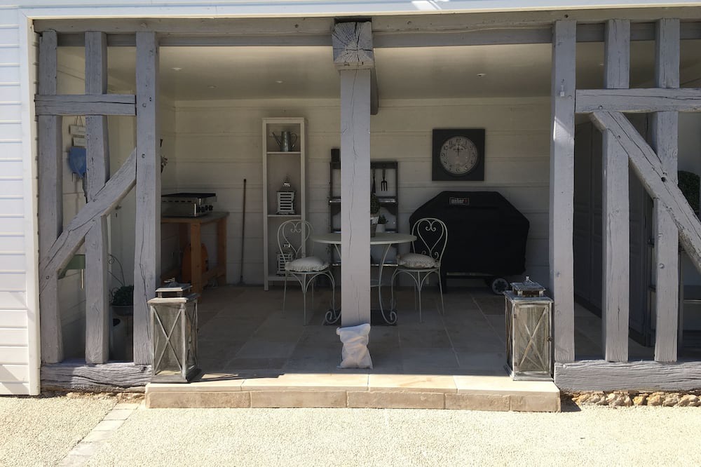 Photo of Outdoor in Villechetif