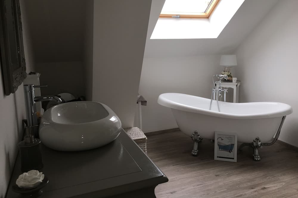 Photo of Bathroom in Villechetif