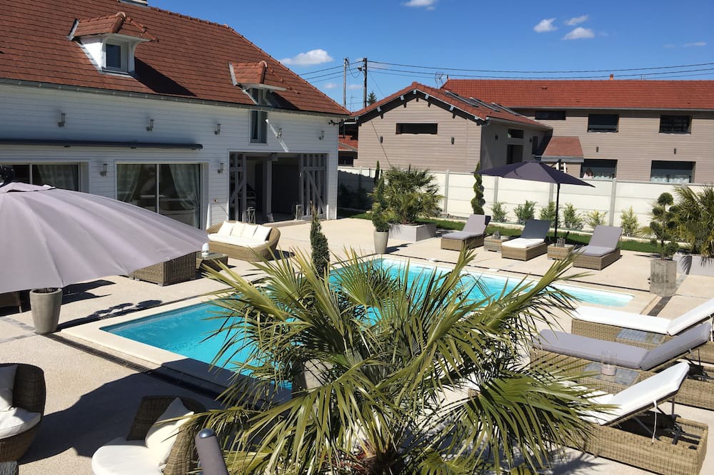 Photo of Outdoor in Villechetif