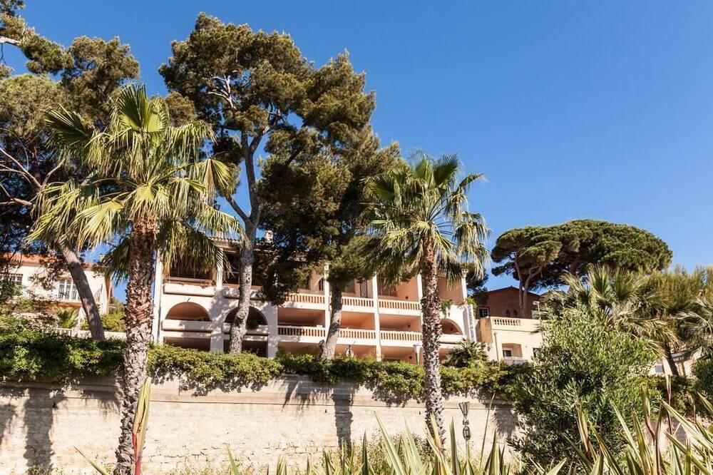 Photo of Others in Bandol