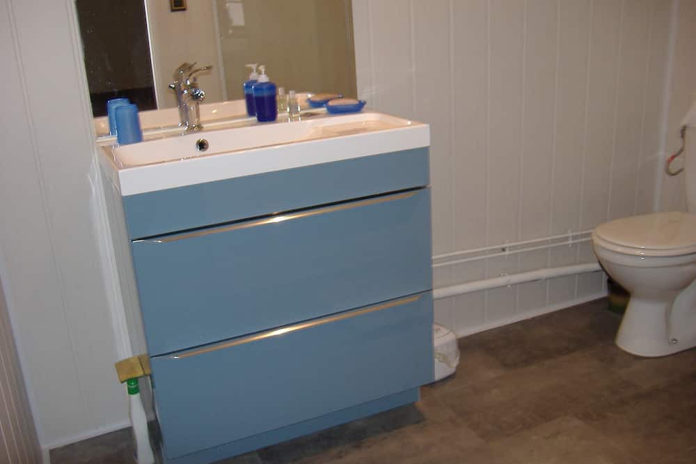Photo of Bathroom in Troncens
