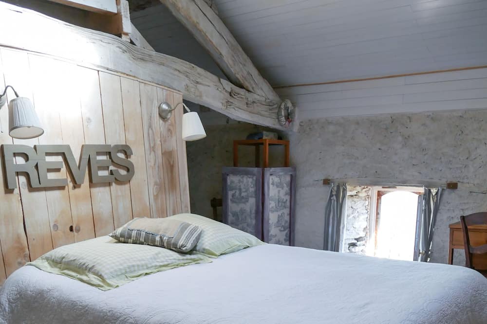 Photo of Bedroom in Montousse