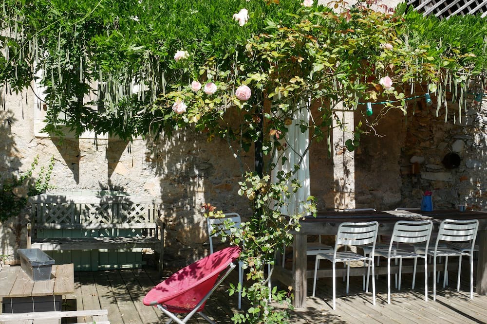 Photo of Patio Balcony in Montousse