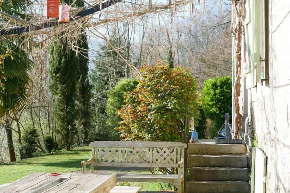 Photo of Patio Balcony in Montousse
