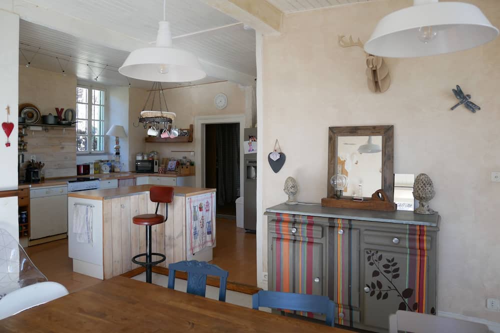 Photo of Kitchen in Montousse