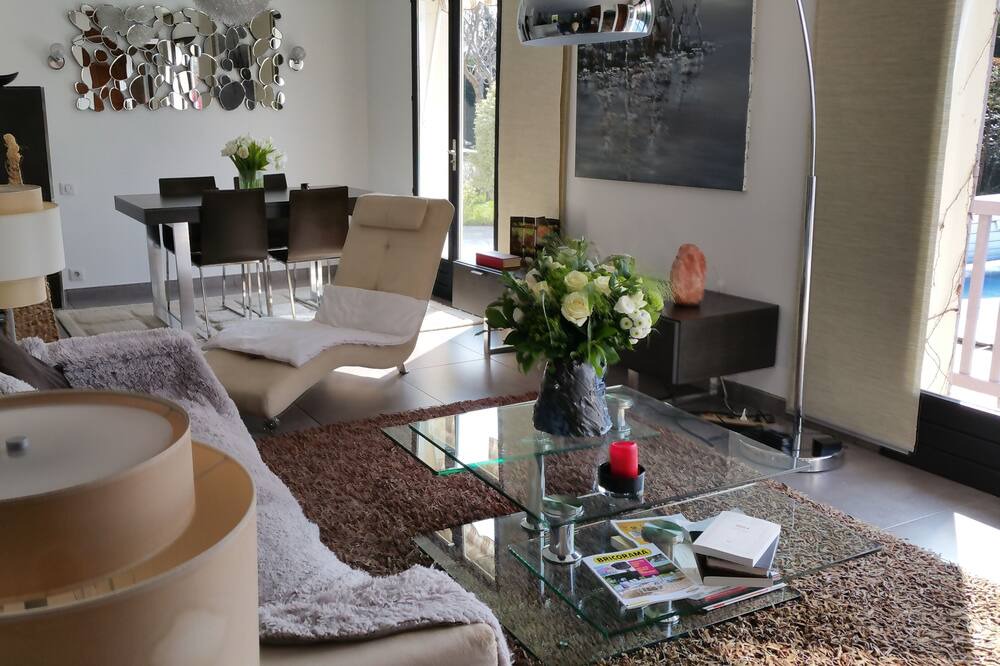 Photo of Livingroom in Saubion