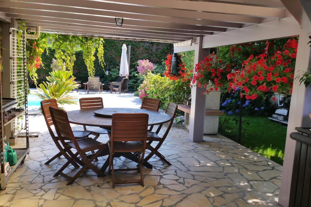 Photo of Patio Balcony in Saubion