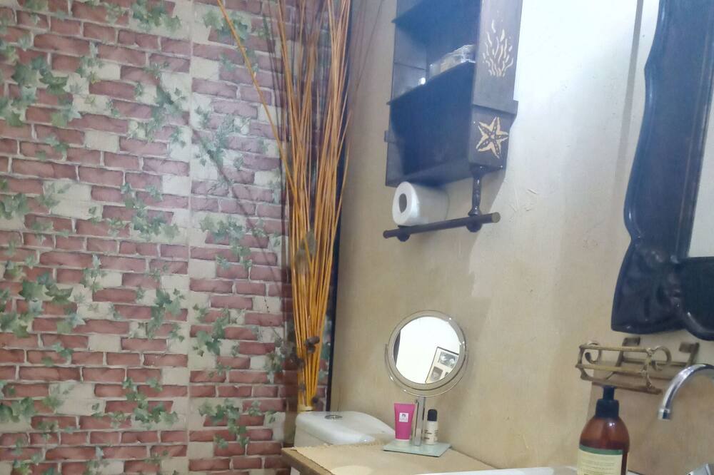 Photo of Bathroom in Merens-les-Vals