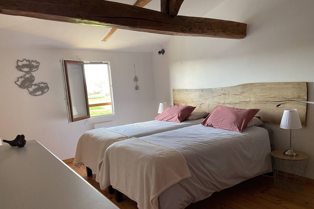 Photo of Bedroom in Ecollemont