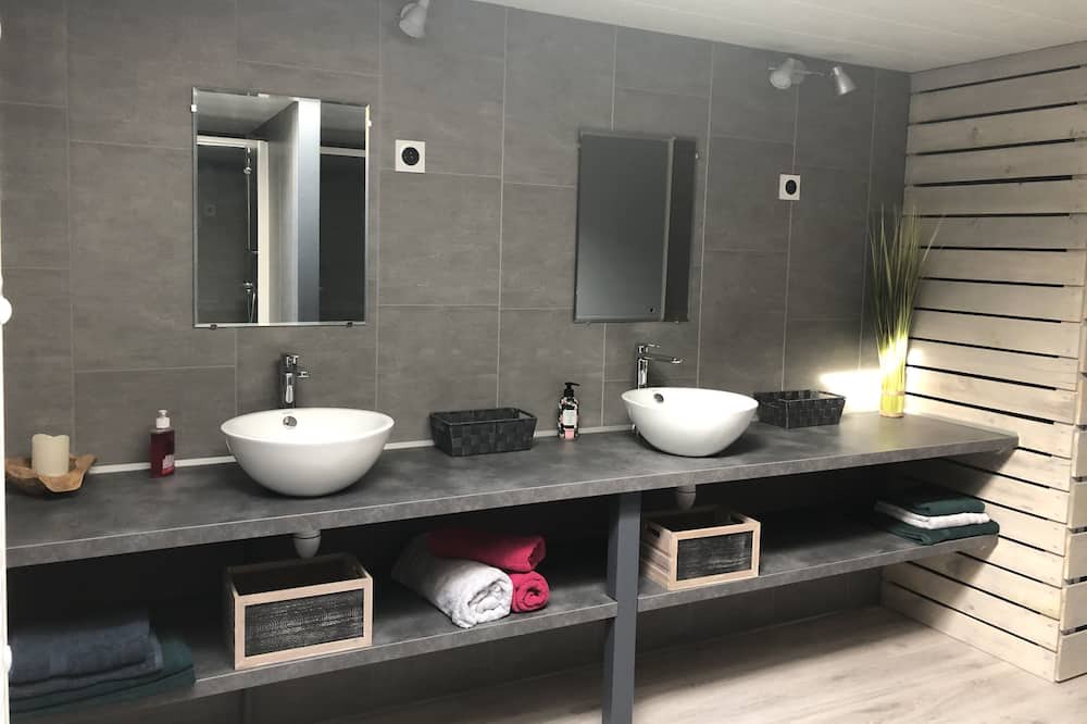 Photo of Bathroom in Ecollemont