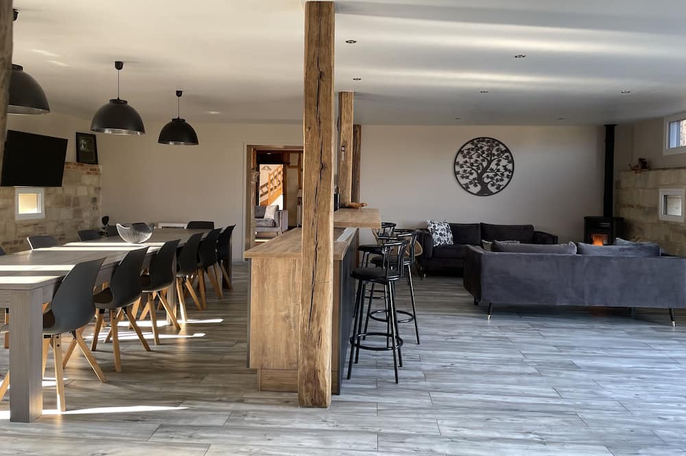Photo of Livingroom in Ecollemont