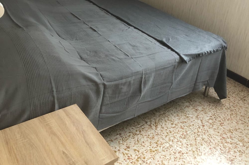 Photo of Bedroom in Seyne