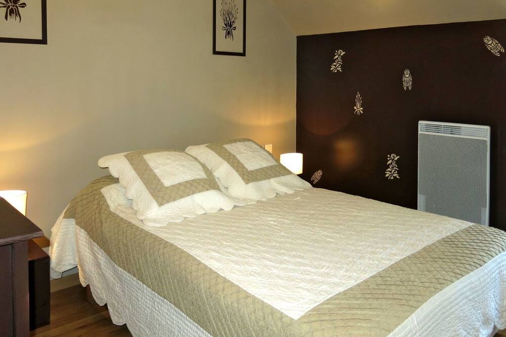 Photo of Bedroom in Lanleff