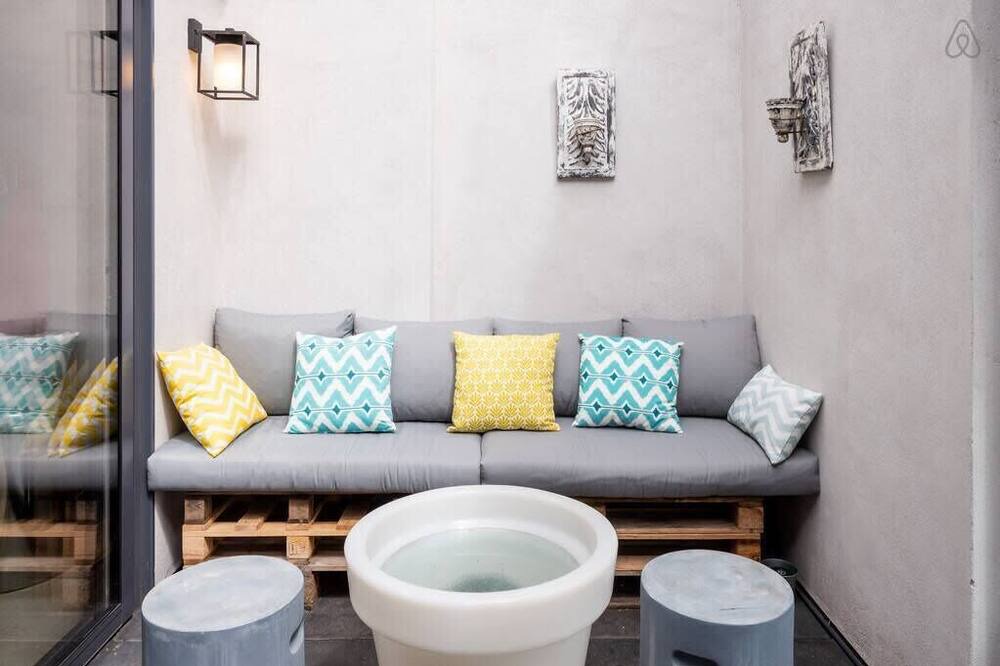 Photo of Livingroom in Croix Rousse
