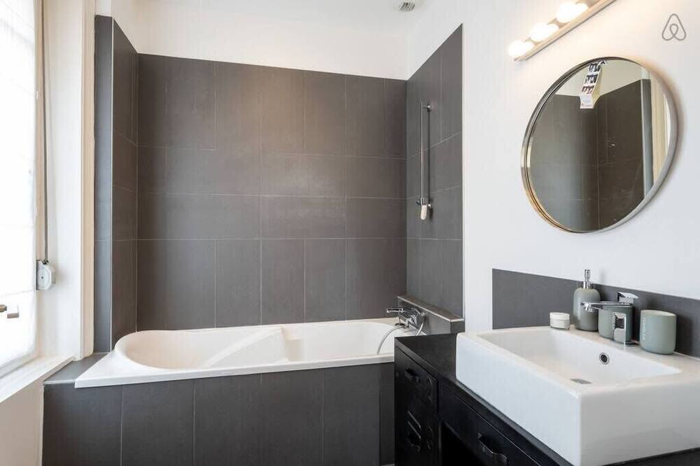 Photo of Bathroom in Croix Rousse