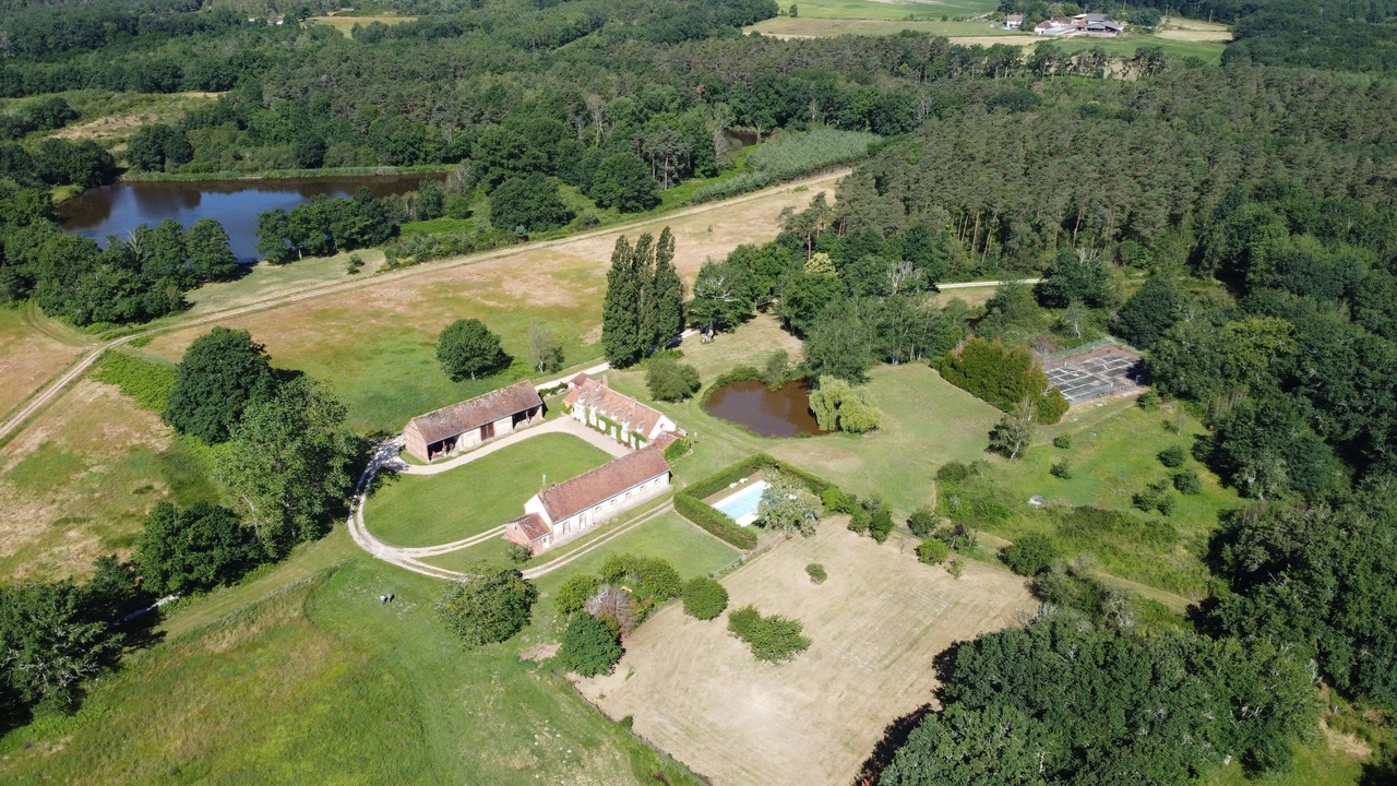 Photo of Outdoor in Lassay-sur-Croisne