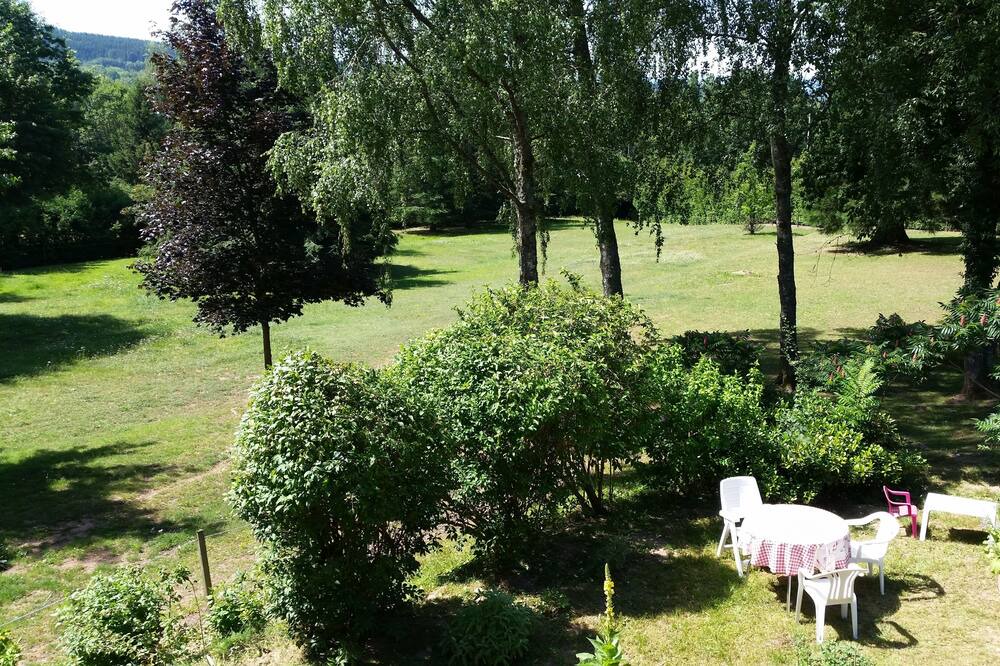 Photo of Outdoor in Colroy-la-Grande