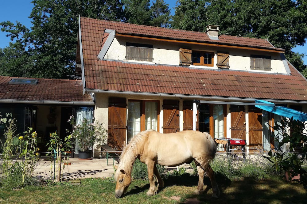 Photo of Outdoor in Colroy-la-Grande
