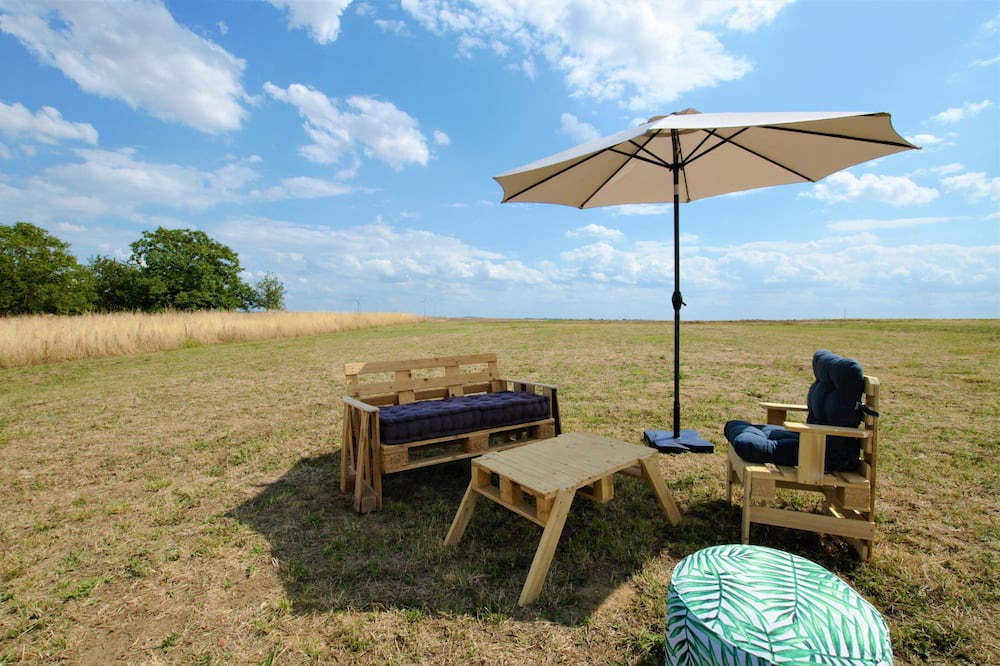 Photo of Outdoor in Magnant