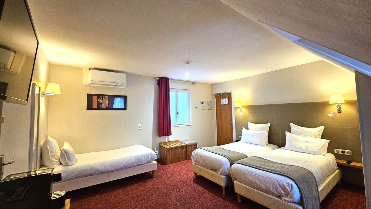 Photo of Bedroom in Mesnil-Saint-Pere