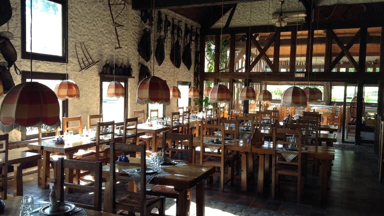 Photo of Others in Montieramey